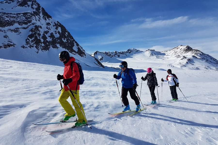Skitour First